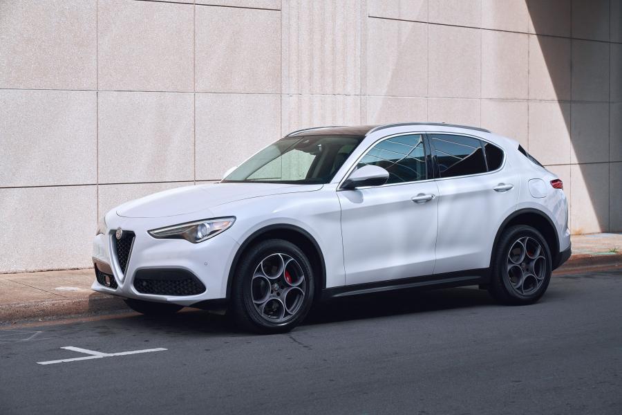  Alfa Romeo Stelvio Ti (949) 2017 года  (NA) (фото 26 из 34)